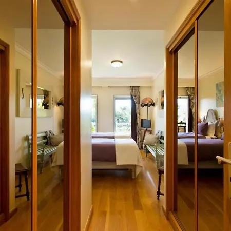 Geraeumiges Penthouse Am Meer Mit Zwei Pools Apartment *